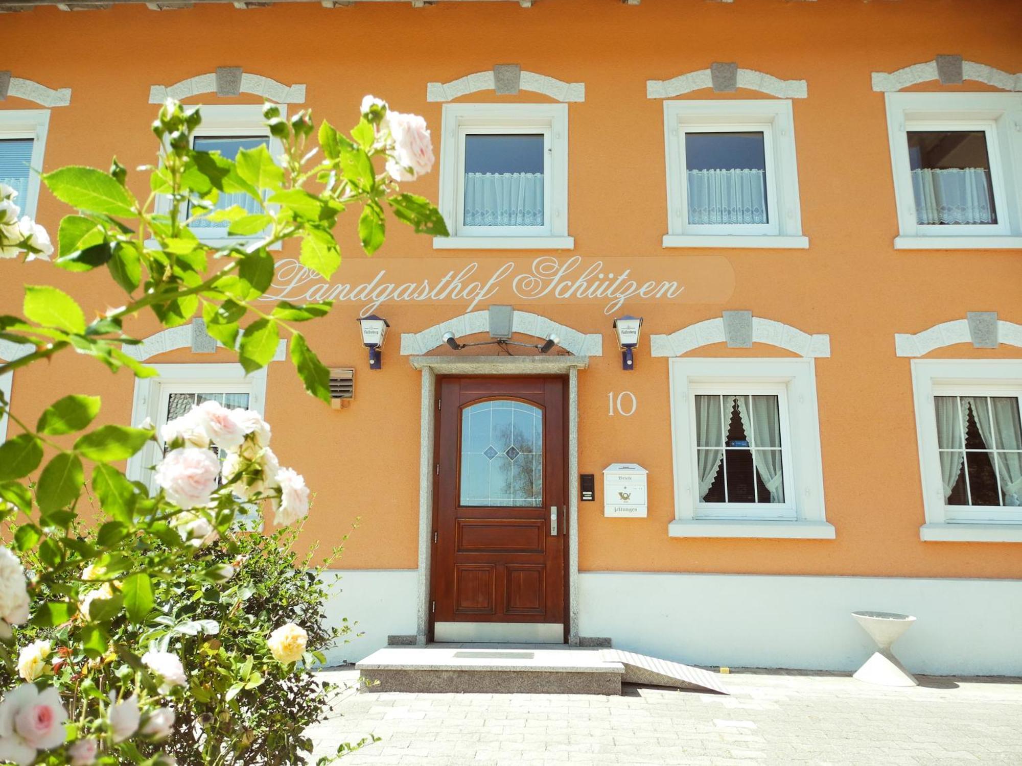 Landgasthof Schuetzen Tengen Екстериор снимка